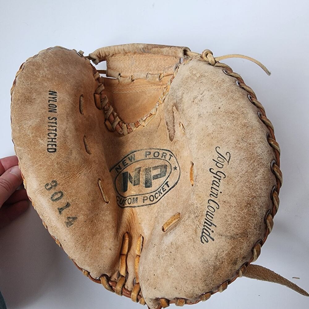 New Port Custom Pocket Catchers Mitt 3014 Baseball Glove Nylon Stitched Cowhide